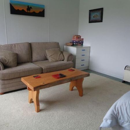 Rustic Woolshed Apartment Owen River Exterior foto